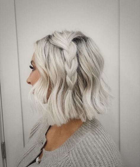 Short Blonde Updo, Cute Pony, Blonde Updo, Pony Tails, Cute Ponies, Short Blonde, Medium Length Hair Styles, Medium Length, Hair Ideas