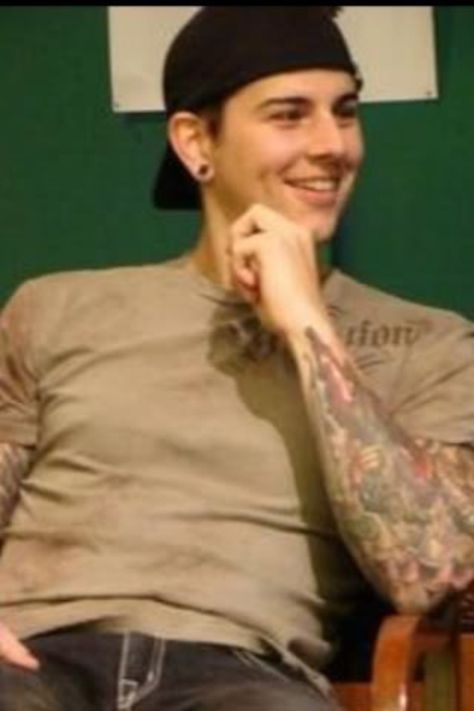 M Shadows so handsome! Matt Sanders, Matt Shadows, Jimmy The Rev Sullivan, Jimmy The Rev, M Shadows, Avenged Sevenfold, The Rev, Cute Celebrities, Women In History