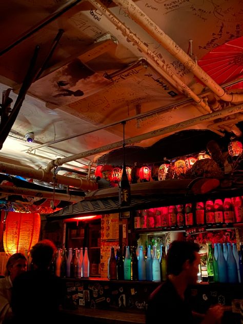 Sake Bar Decibel | Pintrest: @icenhowema #nyc #nycbars #red #japanese #japanesebar #nycspots #nycreccomendations #japaneseaesthetic #japanesedesign #akira #speakeasy #barinspo #newyorkcity #nycrestaurants Japanese Bar Aesthetic, Japanese Speakeasy, Japanese Bar Design, Grunge Bar, Futuristic Bar, Persona Game, Japanese Restaurant Interior, Easy Bar, Sake Bar