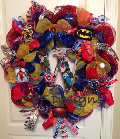 Marvel Wreath, Superhero Wreath, Superhero Tree, Superhero Ornaments, Superhero Christmas, Disney Wreath, Holiday Treats Christmas, Wreaths Design, Superhero Classroom Theme