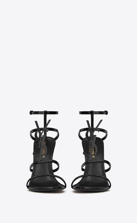 Heels Front View, Shoes Front View, Saint Laurent Store, Ysl Shoes, Monochrome Fashion, Style Noir, Front View, Shoe Lover, Black Logo