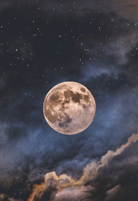 Moon Beauty, Clouds And Stars, Luna Moon, Shoot The Moon, Moon Photos, Moon Moon, Sky Moon, Moon Pictures, Moon Photography