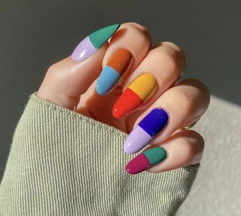 Check more at https://mangadexx.com/2040-2/ Two Nails Different Color, Gel Nail Designs Multi Color, Color Blocked Nails, Split Color Nail Design, Colourblock Nails, Bold Color Nails, Split Color Nails, Mix Color Nails, Color Block Nails Designs