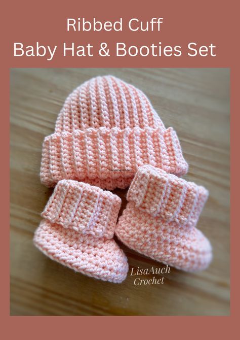 Easy & FREE Crochet Baby Booties Pattern for Newborns with Ribbed Cuff. Easy Crochet Baby Hat, Crochet Baby Booties Free Pattern, Crochet Baby Projects, Crochet Baby Socks, Baby Booties Free Pattern, Crochet Newborn Hat, Newborn Crochet Patterns, Crochet Baby Booties Pattern, Crochet Newborn