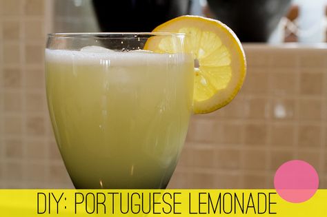 Portuguese Lemonade Portuguese Drinks, White Chocolate Recipe, Portuguese Foods, Poolside Drinks, Italian Cream Soda, Smoothie Popsicles, Frozen Cocktail Recipes, Theme Nights, Drink Syrups