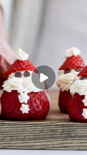 Togetherboom on Instagram: "You have to try these Strawberry Santas! So fun and easy to make!🎅🏼😍❤️ . . . . . . . . . 🎥? #santa #christmas #lovestrawberries #holidayrecipes #holidaysarecoming #christmasdiy #christmascake #christmastree #christmas #christmasdecor #xmas #dessert #food #jul #julbak #noel #navidad #natal #weihnachten #bozic #xmasdiy #xmasfood #xmastree #togetherboom #diy #love #care #easydiy #easyrecipes #jultomte #greatful" Christmas Dipped Strawberries, Santa Strawberries, Strawberry Santas, Dessert Dip Recipes, Dessert Dip, Dessert Dips, Xmas Food, Xmas Diy, Dessert Food