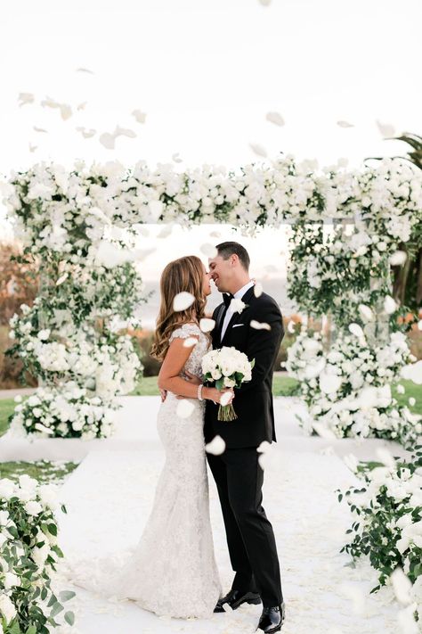 Petal Toss Wedding, Ballroom Wedding Reception, Wedding Photo List, Petal Toss, Inside Weddings, Wedding Picture Poses, Wedding Kiss, Wedding Petals, Wedding Inside