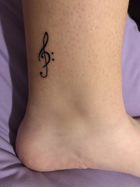 Base And Treble Clef Tattoo, Treble Clef And Bass Clef Tattoo, Treble Clef Bass Clef Tattoo, Music Key Tattoo, Fine Line Treble Clef Tattoo, Bass Clef Art, Treble And Bass Clef Tattoo, Base Clef Tattoo, Sol Key Tattoo