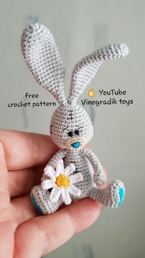 Crochet Amigurumi Winnie The Pooh, New Crochet Free Patterns, Mini Crochet Bunny Free Pattern, Crochet Cute Amigurumi Free Patterns, Crochet Bunny Pattern Free, Tiny Crochet Animals, Crocheted Bunny, Crochet Toys Free, Crochet Teddy Bear Pattern