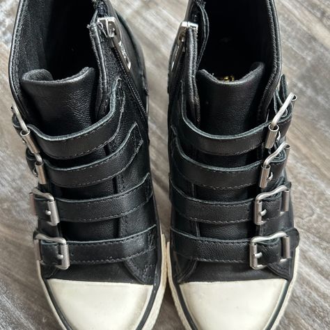 Ash Kids Black Leather Sneakers With Zippers, Nwot Fire Clothing, New Rock Shoes, Ash Sneakers, Fire Clothes, Shoes For School, Alternative Shoes, Ash Shoes, Black Leather Sneakers, Casual School Outfits