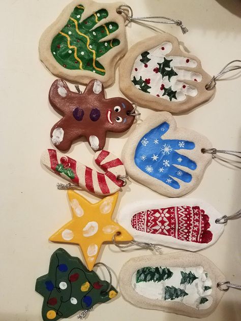 Salt Dough Christmas Ornaments Baby, Baby Christmas Crafts, Salt Dough Christmas Ornaments, Handprint Ornaments, Handprint Christmas, Salt Dough Ornaments, Dough Ornaments, Kids Christmas Ornaments, Handprint Crafts