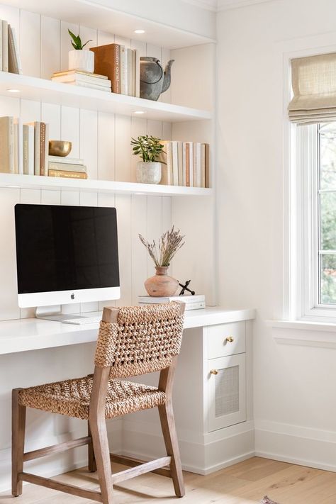 Shiplap Wall, Cozy Home Office, Office Nook, Office Guest Room, Workspace Inspiration, Small Home Office, Built In Desk, Office Inspiration, Home Office Design