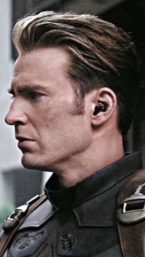 Captain America Hairstyle, Chris Evans Hair, Chris Evans Hairstyle, Captain America Haircut, Chris Evans Haircut, Christopher Robert Evans, Nacho Libre, Steven Grant Rogers, Mens Haircuts Short Hair