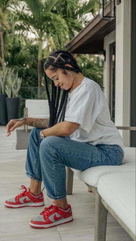 Ella Mai Ella Mai, Effortlessly Chic Outfits, Streetwear Fashion Women, Casual Chic Outfit, Tomboy Fashion, Baddie Outfits Casual, Cute Simple Outfits, Teenage Fashion Outfits, Looks Style