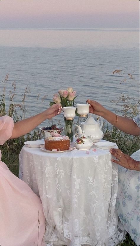 Tea Time Aesthetic, Tea Party Aesthetic, Tea Party Picnic, 40k Followers, Romantic Academia, Party Photoshoot, Party Aesthetic, Princess Core, Vintage Tea Party