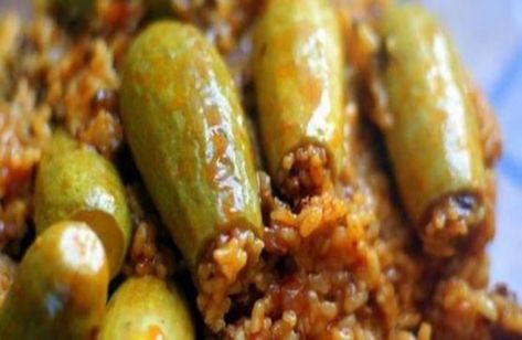 Easy, delicious and healthy Syrian Koosa recipe from SparkRecipes. See our top-rated recipes for Syrian Koosa. Lebanese Manakish, Koosa Recipe, Kousa Mahshi, Stuffed Marrow, Arabic Dishes, Syrian Food, Middle East Recipes, Middle Eastern Dishes, Egyptian Food