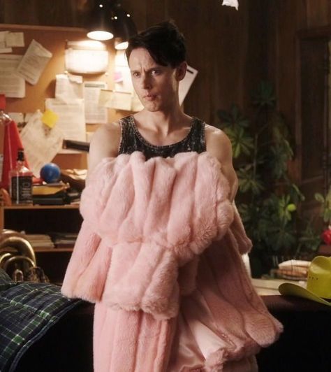 Arctic Opulence: Fur Coat Extravaganza Agency Aesthetic, Dirk Gently's Holistic Detective Agency, Samuel Barnett, Simon D, Dirk Gently's Holistic Detective, Dirk Gently, Always Alone, Everything Is Connected, Detective Agency