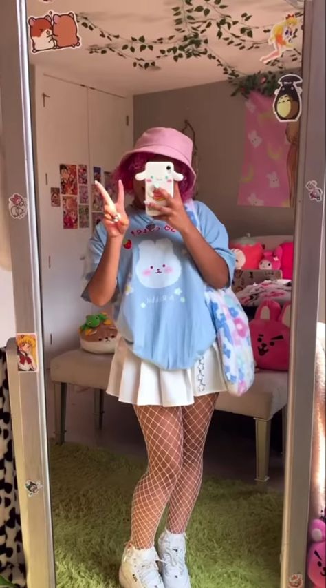 Y2k Fashion Kawaii, Plus Size Kawaii Aesthetic, Soft Kidcore Outfits, Kawaii Outfits Summer, Candy Aesthetic Outfit, Pastel Y2k Outfit, Y2k Kawaii Outfits, Candy Outfit Ideas, Soft Y2k Outfits