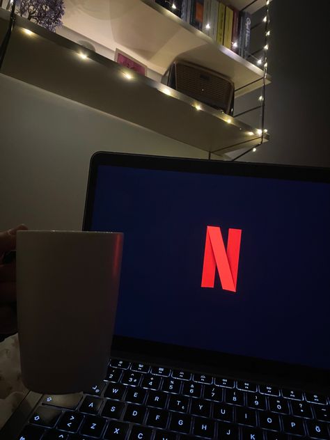 #Netflix #movienight Netflix Aesthetic Laptop Night, Notion Inspo, Castle House Design, First Youtube Video Ideas, Aesthetic Content, Movie Time, Castle House, Handsome Prince, Video Ideas