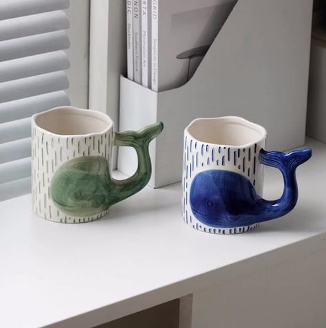 Whale Ceramic, Cerámica Ideas, Pottery Crafts, Ceramics Pottery Art, Ceramics Ideas Pottery, Pottery Designs, Clay Ceramics, Pottery Painting, Cute Mugs