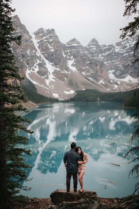 Carefree Banff Engagement Photos | Eric Cheng Photography Lake Moraine Photoshoot, Canada Engagement Photos, Banff Photoshoot Couple, Banff Pre Wedding Shoot, Engagement Photos Banff, Lake Louise Photo Ideas, Banff Couple Photos, Banff Engagement Photos, Banff Picture Ideas