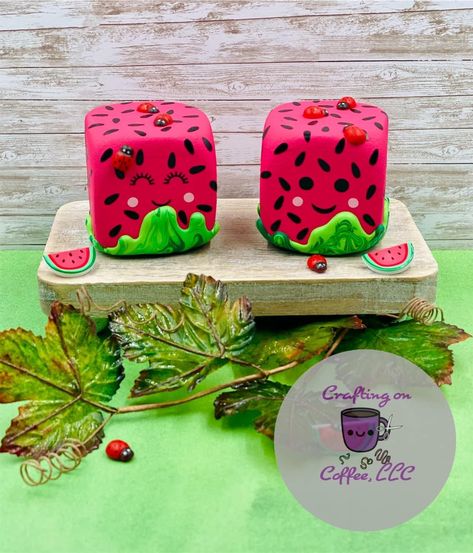 Watermelon Decorations, Dice Crafts, Tired Trays, Coffee Bar Shelf, Marshmallow People, Marshmallow Face, Dice Ideas, Tiered Tray Decor Coffee, Marshmallow Crafts