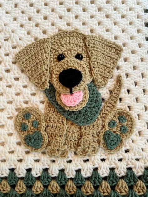 Crochet Blanket With Applique, Crochet Puppy Applique Free Pattern, Crochet Dog Baby Blanket, Appliqué Crochet, Crochet Appliqué, Kat Haken, Crochet Puppy, Crochet Project Free, Dog Sweater Crochet Pattern