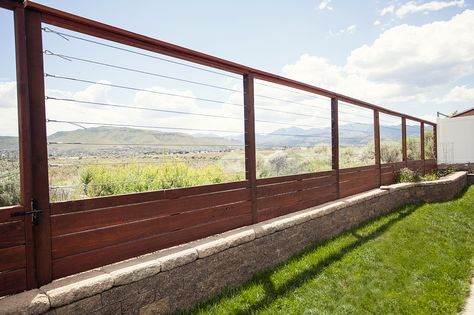 View Fence Ideas, Welded Fence Ideas, Fence With A View, Modern Wire Fence, Fences That Don't Obstruct View, Modern Backyard Fence, Modern Horizontal Fence, Cable Fence, Wire And Wood Fence