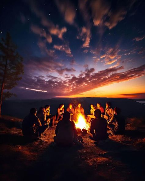 Photo the power of friendship in a vibra... | Premium Photo #Freepik #photo #campfire #bonfire #camping-night #campsite Campfire Aesthetic Friends, Campfire Storytelling, Campfire Photos, Desert Campfire, Campfires Photography, Campfire Aesthetic, Forest Campfire, Camping At Night, Campfire Art