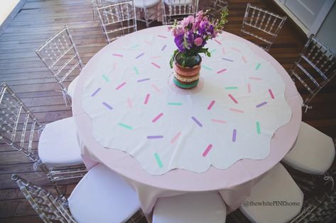 Donuts Centerpieces, Donut Pool Party, Donut Sprinkle, Baby Sprinkle Decorations, Donut Pool, Sprinkle Birthday, Donut Party Decorations, Birthday Pool Party, Donut Themed Birthday Party