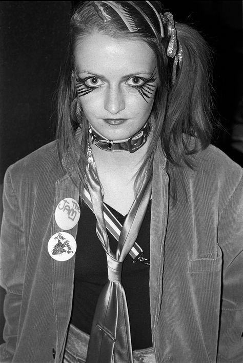 Meet the Punk Women of '70s London in Photos | W Magazine Derek Ridgers, 1970s Punk, Punk Girls, 70s Punk, British Punk, 80s Punk, Punk Makeup, Punk Culture, 80's Fashion