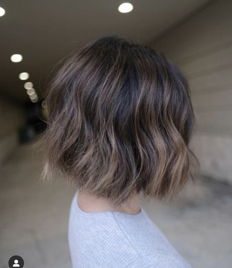 Short Hair Subtle Balayage, Deminsional Brunette Hair Short, Short Dark Ash Brown Hair, Brunette Hair Color Bob, Cool Brown Balayage Short Hair, Bob With Partial Highlights, Bob Brown Balayage, Ash Brown Hair Bob, Short Bob Highlights Brunettes