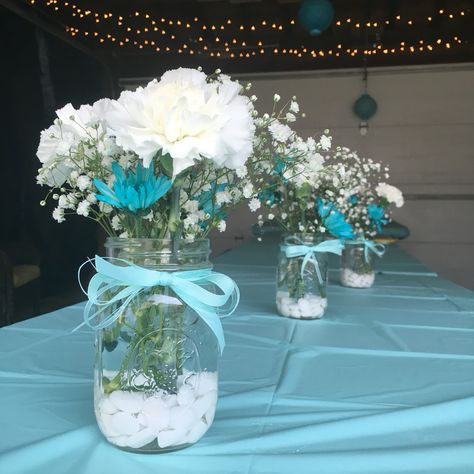 DIY turquoise table centerpiece Rustic Wedding Decor Turquoise, Turquoise Centerpiece Ideas, Turquoise Theme Party, Turquoise Bridal Shower Ideas, Teal Birthday Party Decorations, Turquoise Party Decorations, Teal Party Decorations, Teal Wedding Decorations, Teal Centerpieces