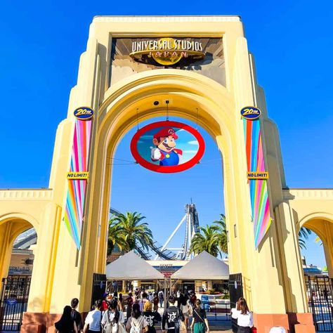 15 Essential Tips for First-Time Visitors to Universal Studios Japan • TDR Explorer Orlando Florida Universal Studios, Kansai International Airport, Pictures Background, Nintendo World, Universal Studios Japan, Universal Studios Orlando, Horror Nights, Halloween Horror Nights, Tokyo Travel