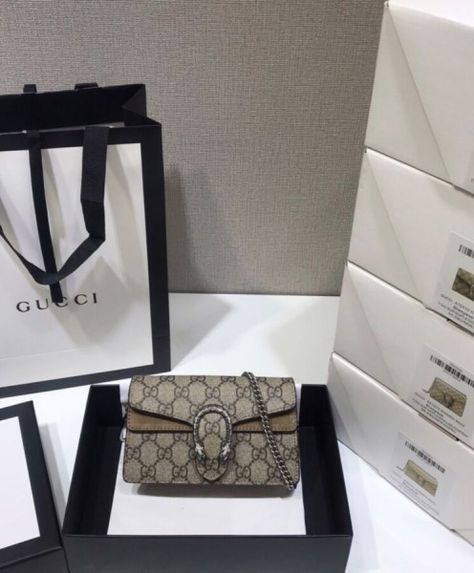 Replica Gucci Dionysus GG Supreme super mini bag 476432 Apricot Check more at https://buy-replica.ru/product/replica-gucci-dionysus-gg-supreme-super-mini-bag-476432-apricot-2/ Dionysus Gg Supreme Super Mini Bag, God Dionysus, Greek God, Tiger Head, Mini Shoulder Bag, Large Bag, Gucci Dionysus, Bago, Key Ring