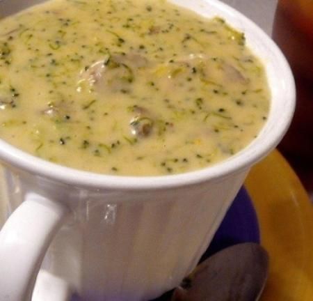 BROCCOLI MUSHROOM CHOWDER Recipe Mushroom Chowder, Recipe For Broccoli, Broccoli Mushroom, Hidden Pantry, Chowder Soup, Good Recipes, Mushroom Soup Recipes, Takeout Food, Copykat Recipes