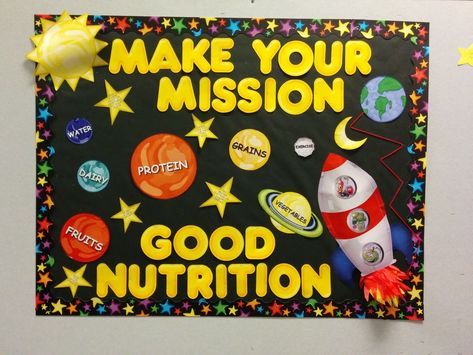 Wic Office Decor, School Nutrition Bulletin Boards Ideas, Cafeteria Bulletin Board Ideas Food, School Lunch Room Decorations, Nutrition Bulletin Board Ideas, School Kitchen Bulletin Board Ideas, Lunch Bulletin Board Ideas, Elementary School Cafeteria Decorations, Wic Bulletin Board Ideas