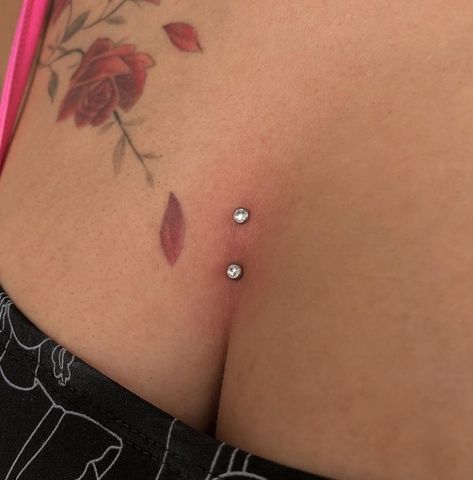 Chest Piercings For Women Dermal, Double Chest Dermal Piercing, Piercing In Between Chest, Middle Chest Piercing, Back Surface Piercing, Breast Piercing Ring, Dermal Cheek Piercing, Piercing Between Breast, Plus Size Belly Button Piercing