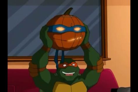 Leo-lantern Tmnt X Reader, 2003 Tmnt, Ninja Turtle Pumpkin, Tmnt 2003, Favorite Show, Teenage Mutant Ninja Turtles Art, Tmnt Artwork, Teenage Ninja Turtles, Teenage Ninja