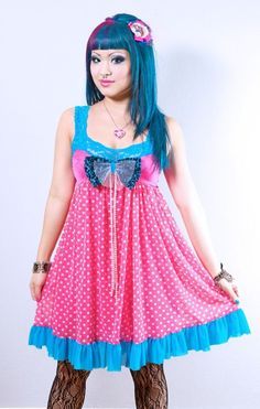 Another beautiful Shrinkle dress~ Pastel Punk Outfits, Empire Waist Babydoll Dress, Pop Kei, Hot Pink Outfit, Creepy Cute Fashion, Colorful People, Pastel Punk, Polka Dots Outfit, Punk Inspiration