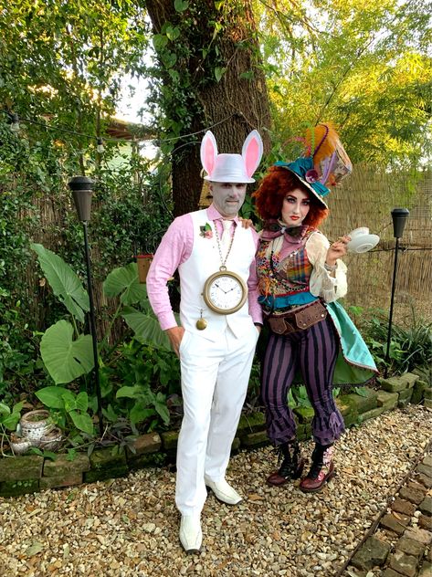 Male White Rabbit Costume, Alice In Wonderland Male Costume, Mens White Rabbit Costume Diy, Mad Hatter Mens Costume, Cheshire Cat Costume Men, Mad Hatter Costume Men, Alice In Wonderland Play, Wonderland Outfit, White Rabbit Costumes