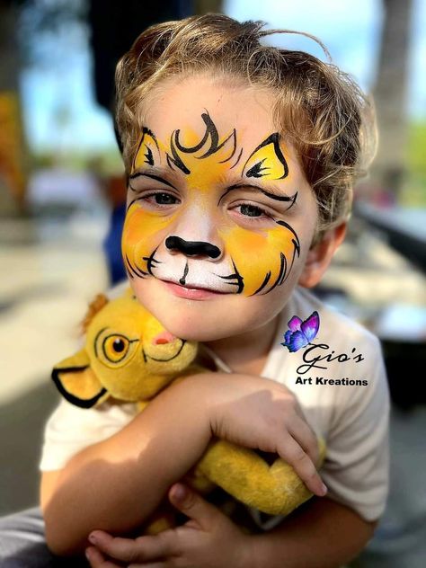 Easy Leopard Face Paint, Madagascar Face Paint, Easy Lion Face Paint, Face Painting Lion, Lion King Face Paint, Lion Face Paint Easy, Horse Face Paint, Cheetah Face Paint, Kids Face Painting Easy