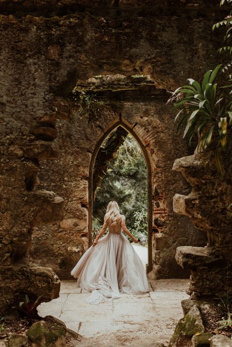 You're Not Dreaming - This Epic Sintra Elopement is 100% Real and 100% Gorgeous | Junebug Weddings South France Elopement, European Elopement, Castle Elopement, Winter Wedding Destinations, Lush Forest, Destination Bride, Contemporary Bride, Sintra Portugal, Rocky Mountain Wedding