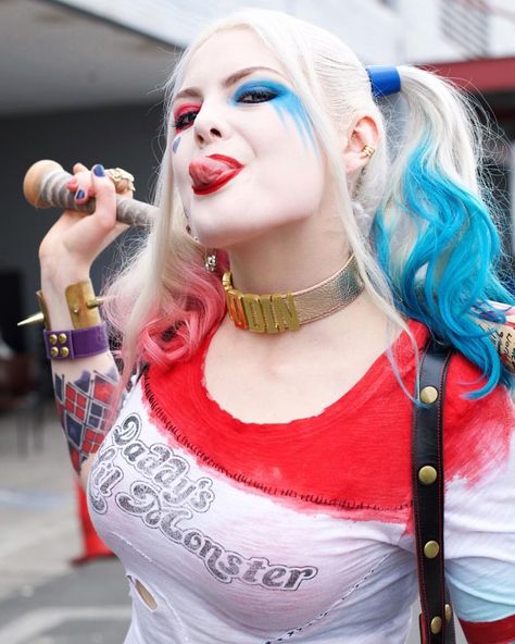 Laura Gilbert, Arley Queen, Best Year Of My Life, Sticking Out Tongue, Harley Quinn Halloween, Margot Robbie Harley Quinn, Margot Robbie Harley, Harley Quinn Artwork, Harley Quinn Comic