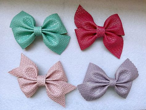 Bows Pattern, Layer Hair, Girls Hair Bows Diy, Paper Party Decorations, Maternity Sash, Bow Template, Mickey Mouse Earrings, Earring Bundle, Bow Pattern