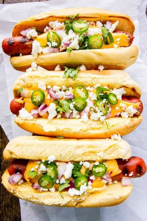 These 13 Gourmet Hot Dogs Put the Food Truck to Shame | Brit + Co Gourmet Hot Dogs, Hot Dogs Recipes, Hot Dog Toppings, Burger Dogs, Chili Dogs, Hot Dog Recipes, Dog Recipes, Food Trucks, Hot Meals