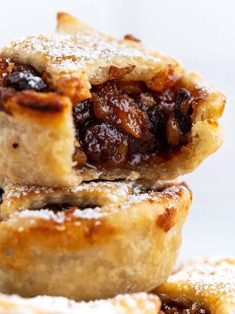 Classic Mincemeat Tarts Recipe - An Edible Mosaic™ Mincemeat Pie Filling, Mincemeat Tarts, Mincemeat Cookies, Mincemeat Recipe, Classic Holiday Desserts, Mincemeat Pie, Mince Pies Christmas, Butter Pastry, Minced Meat Recipe