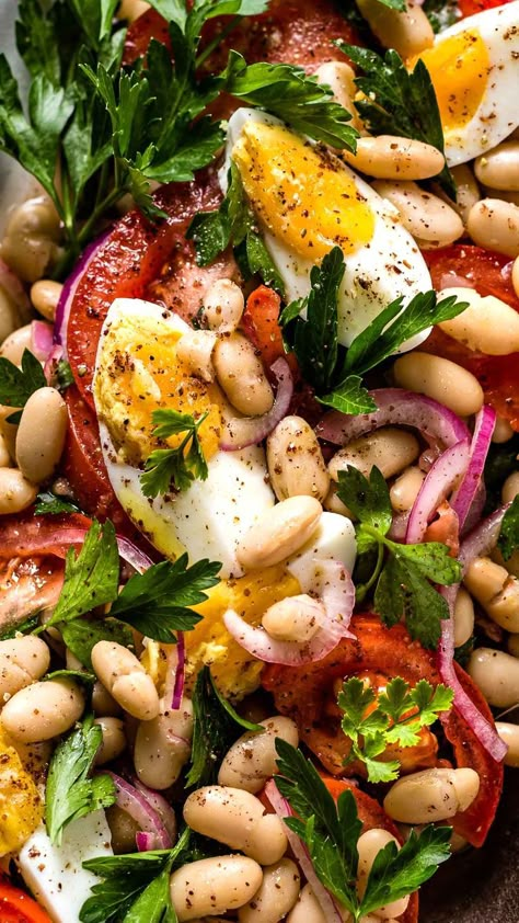 Piyaz Turkish White Bean Salad Arabisk Mad, Turkish Salad, Navy Beans, White Bean Salad, Easy Salad, Red Onions, Easy Salad Recipes, White Bean, Bean Salad