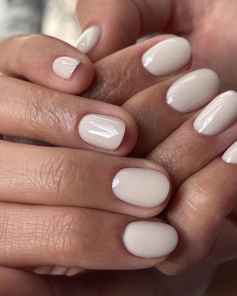 All Posts • Instagram Wedding Nails Whimsical, Creamy White Gel Nails, Nude Fall Nails Short, Clean Wedding Nails, Cream Nails Designs Classy, Gel Polish Neutral Colors, Neutral Cute Nails, Wedding Nails For Bride Nude, Short Russian Manicure