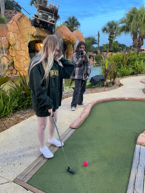 Mini golf Golf With Friends, Beach Week, Golf Driver, Friend Activities, Perfect Golf, Summer Fun List, Summer Plans, Summer Goals, Summer 3